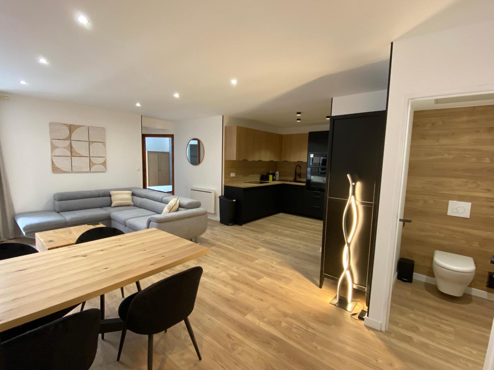 Madonna Elegance, Proche Sanctuaire, 95M2 Apartment Lourdes Ngoại thất bức ảnh
