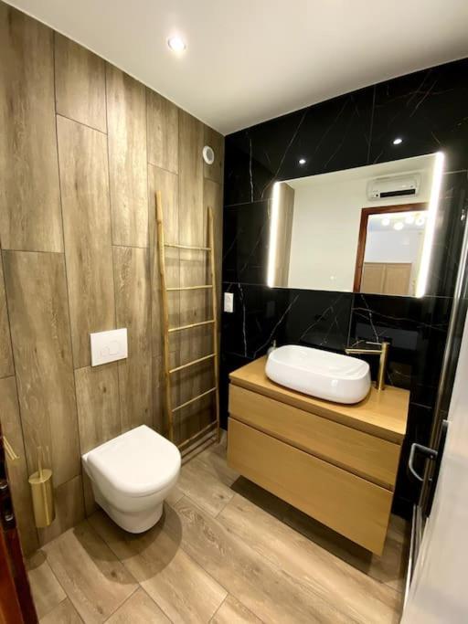 Madonna Elegance, Proche Sanctuaire, 95M2 Apartment Lourdes Ngoại thất bức ảnh