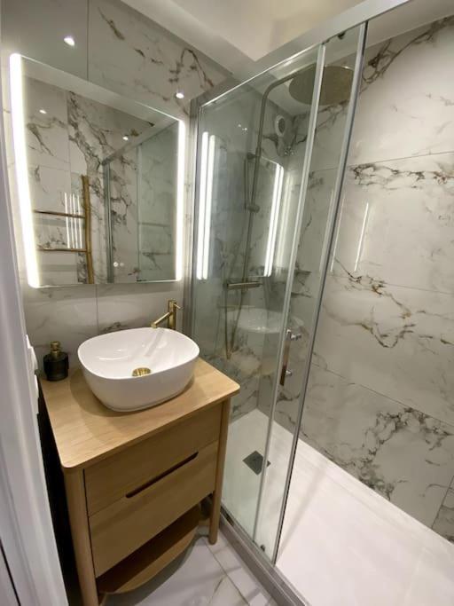 Madonna Elegance, Proche Sanctuaire, 95M2 Apartment Lourdes Ngoại thất bức ảnh